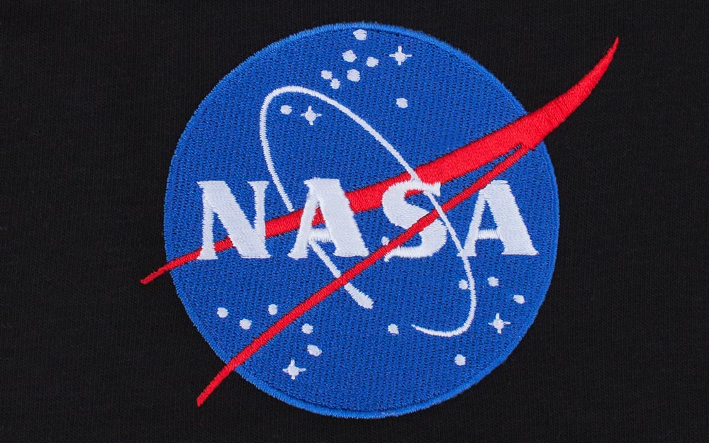 Вышивка "NASA"